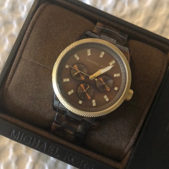 Michael Kors brown tortoise shell watch